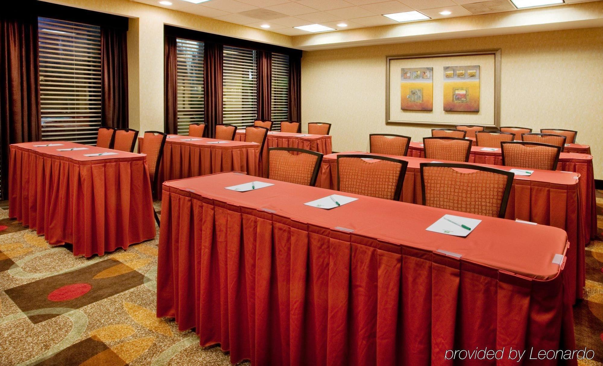 טאקר Holiday Inn Hotel Atlanta-Northlake, A Full Service Hotel מתקנים תמונה